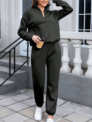 Athleisure at its Finest: Cotton-Blended Two-Piece Tracksuit